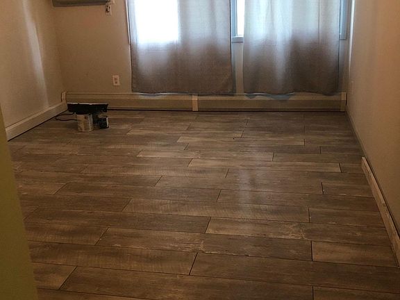 3rd image of 8222 Fremont Ave S APT F