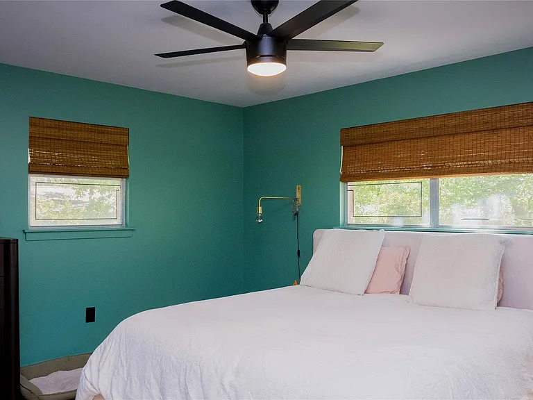 205 W Covington Dr — Photo 12