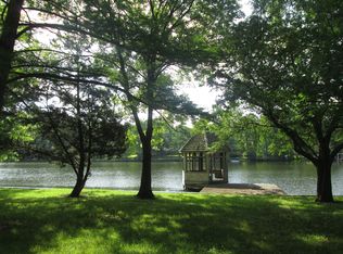 3212 Lake Desiard Dr, Monroe, LA 71201