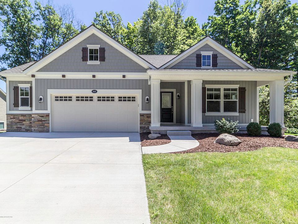 1st image of 13627 Canyonwood Close