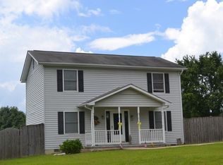 107 Honey Creek Cir, Stephens City, VA 22655