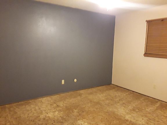 2nd image of 2100 W Aspen St