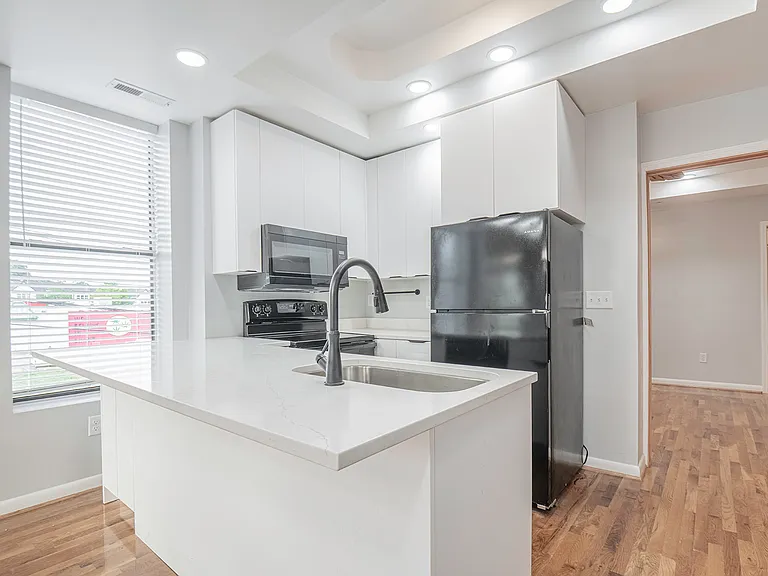 802 Central Ave #2 — Photo 9