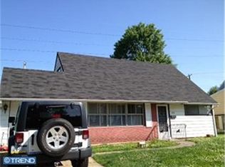 109 Kenwood Dr N, Levittown, PA 19055