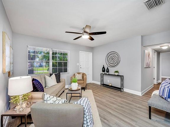 5th image of 3703 W Leila Ave