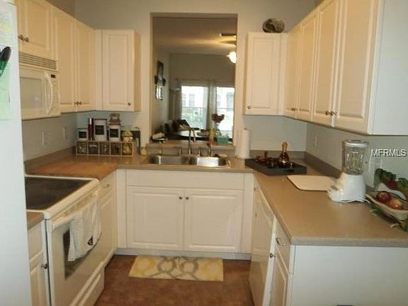 4th image of 16314 Newbury Palms Ct