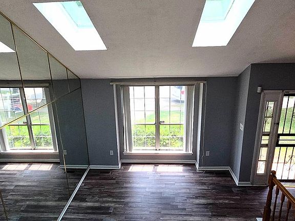 5th image of 1103 Falconett Ct