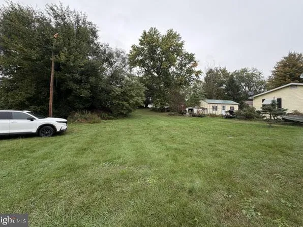 9 Bethlehem Ct, Hagerstown, MD 21740