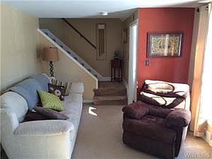 5th image of 360 Stillwell Ave