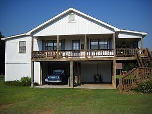 2nd image of 620 Riverside Dr