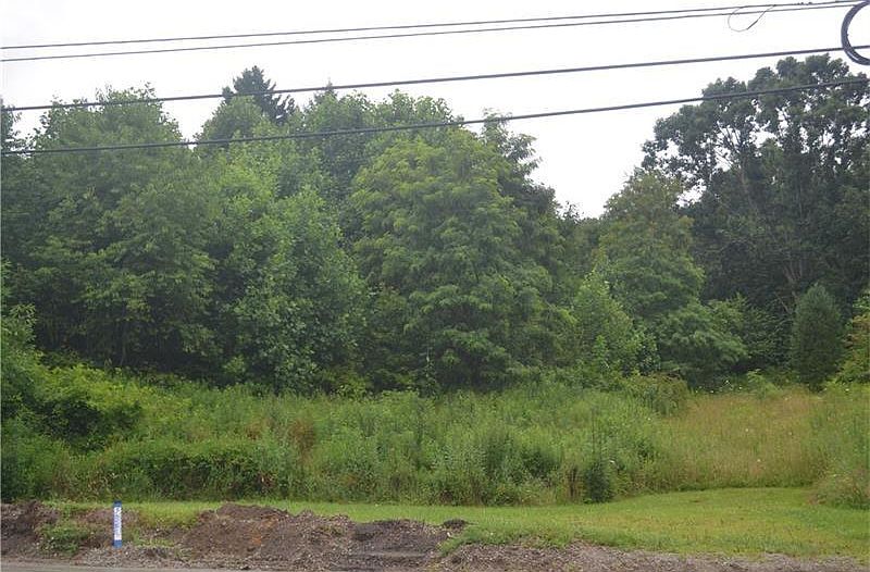 2nd image of 3340 Springfield Pike