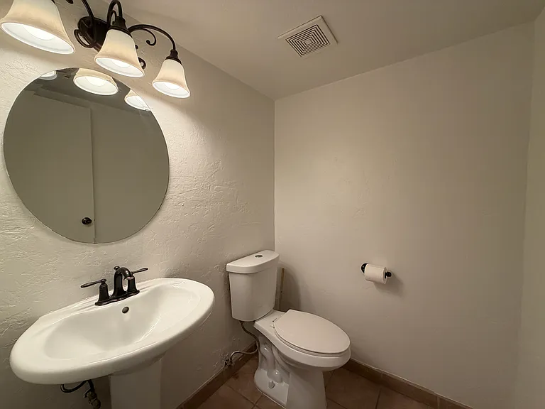 2759 W Anklam Rd #C — Photo 7