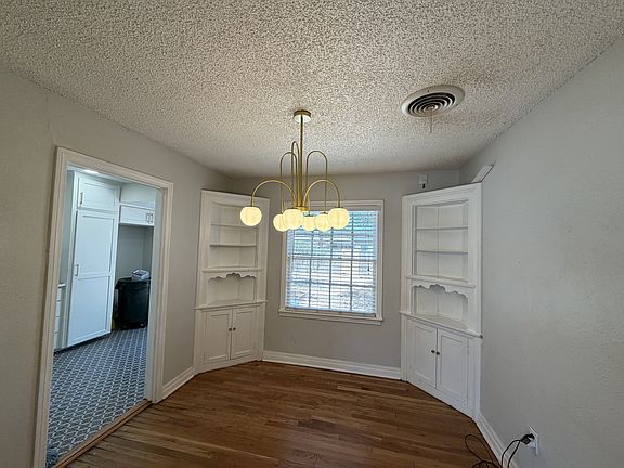 5th image of 2506 29th St