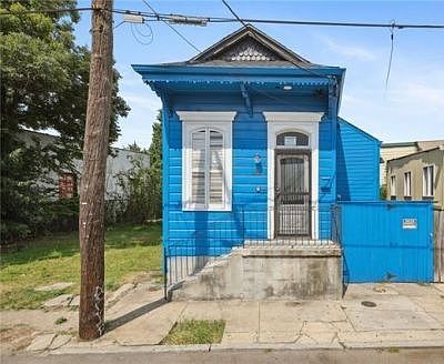 1st image of 1411 Saint Bernard Ave