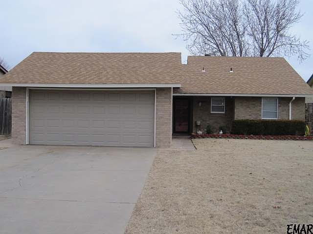 1st image of 117 S Mesa Dr