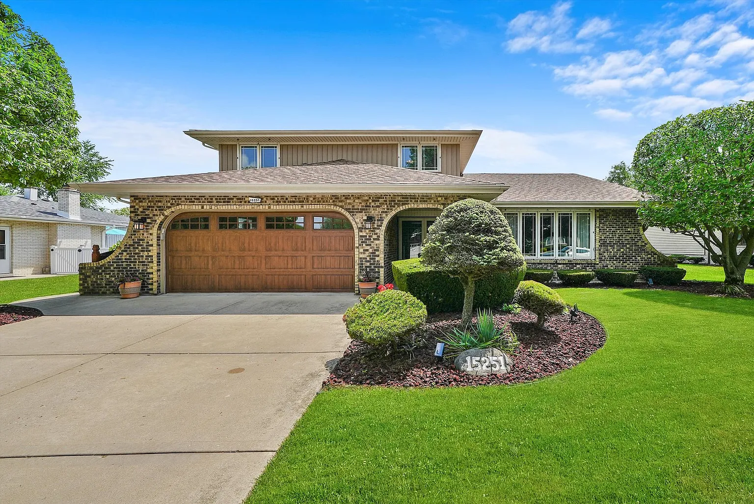 15251 Saint Andrews Dr photo 1
