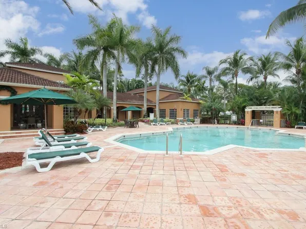 1150 Wildwood Lakes Blvd #8304, Naples, FL 34104