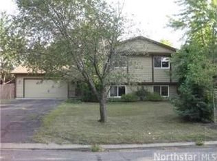 8887 91st St S, Cottage Grove, MN 55016