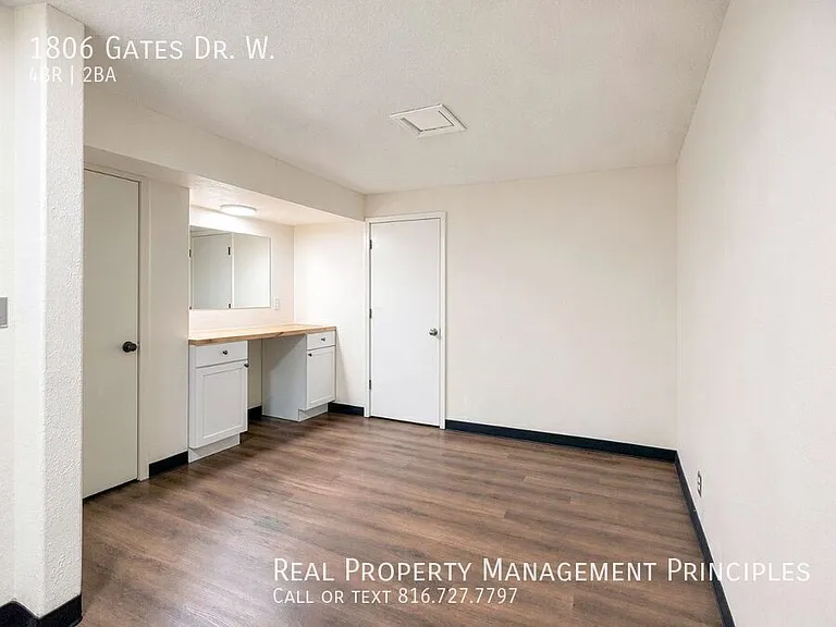 1806 Gates Dr W — Photo 17