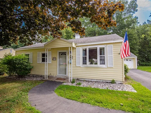 20 Ashwood Ave, Whitesboro, NY 13492