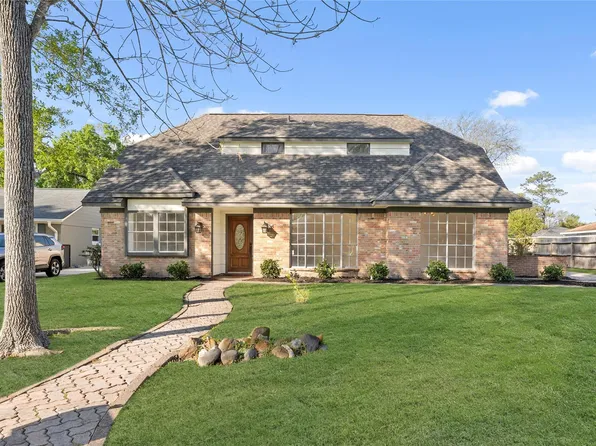 4106 Clovernook Ln, Seabrook, TX 77586