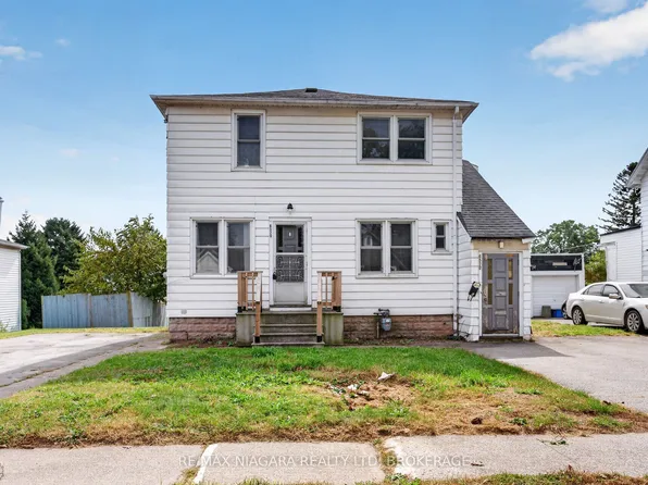 6520 Barker St, Niagara Falls, ON L2G 1Y7