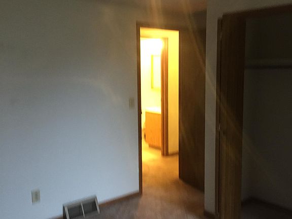 4th image of 1100 S Marietta Dr Floor 2