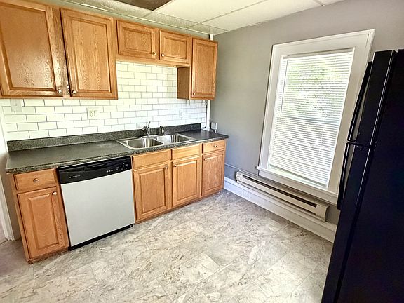 3rd image of 503 N State St #11576763