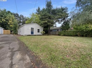 5906 NE Sumner St, Portland, OR 97218