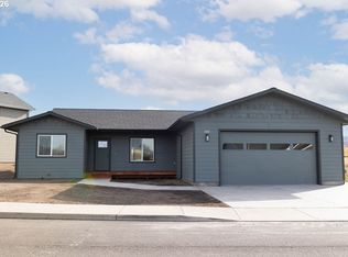 320 Heritage Ln, Union, OR 97883