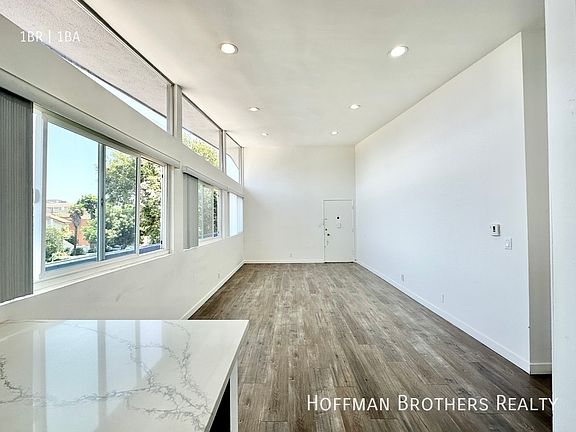 3rd image of 1445 S Sherbourne Dr APT 8