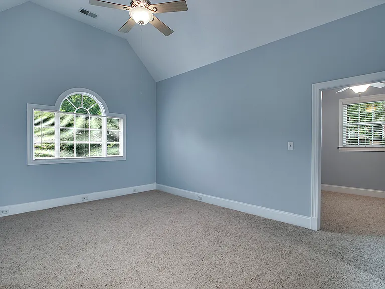 111 Daleyuhski Way — Photo 14