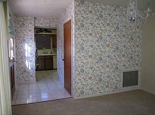 2nd image of 2803 Camelot Dr