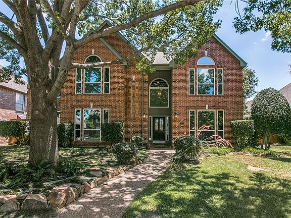 3rd image of 142 Pecan Hollow Dr
