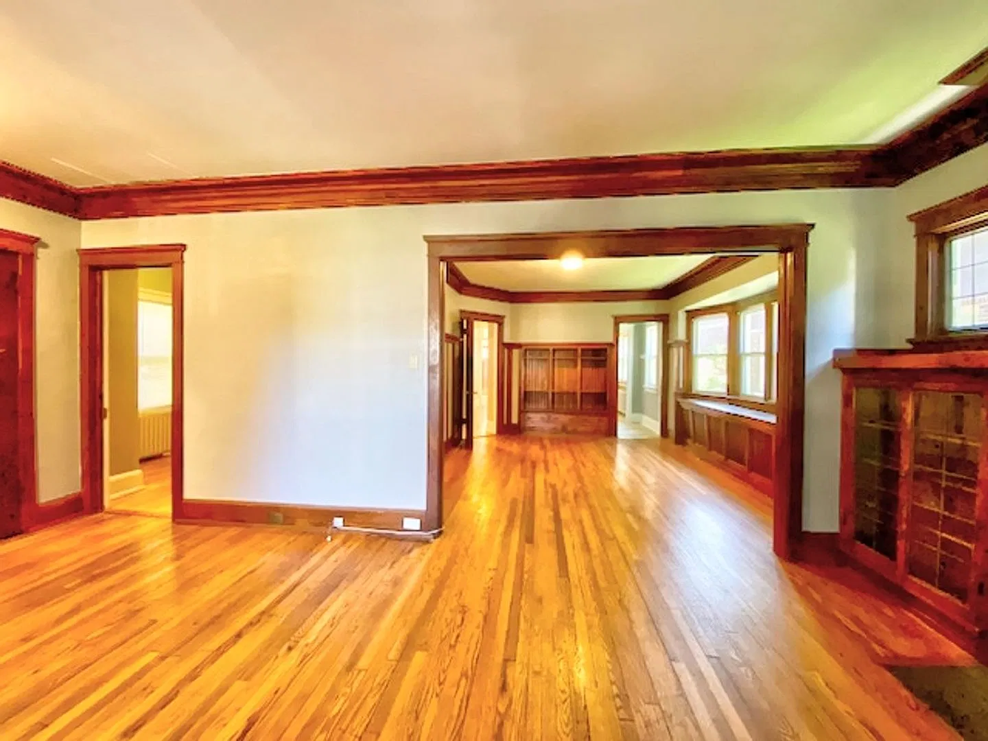 Stowell Ave Lower Flat Near UWM — Photo 3