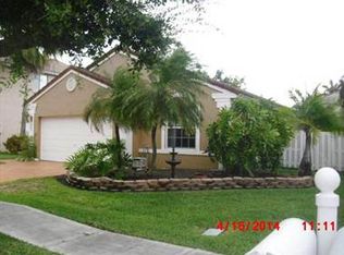 343 SW 190th Ter, Pembroke Pines, FL 33029
