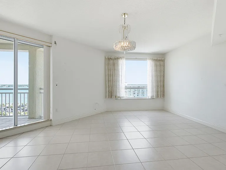 1170 Gulf Blvd #1105 — Photo 25