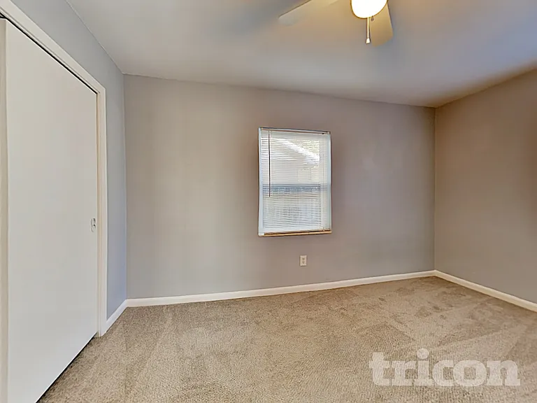 4153 2nd Ave N — Photo 28