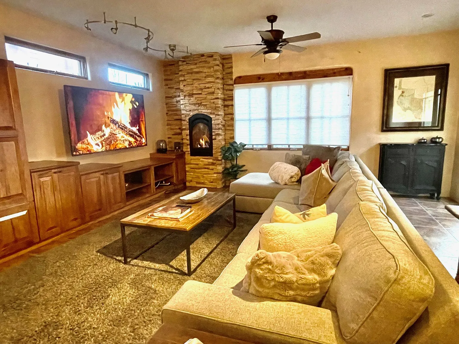 228 Artist Rd — Photo 4