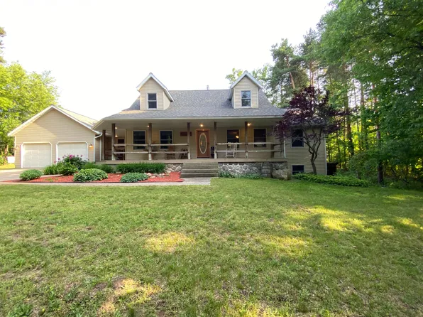8290 Eighteen Mile Rd NE, Cedar Springs, MI 49319
