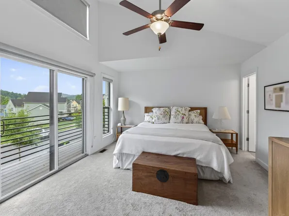 330 Huntley Ave, Charlottesville, VA 22902
