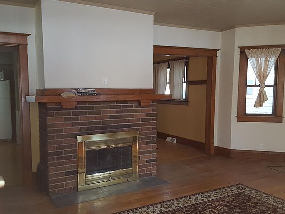 View inside from front door
(fireplace cannot be used)