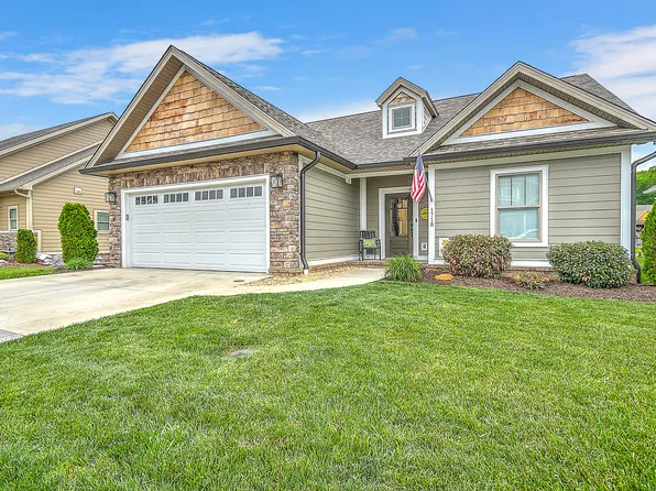 1718 Ethans Ct, Kingsport, TN 37664