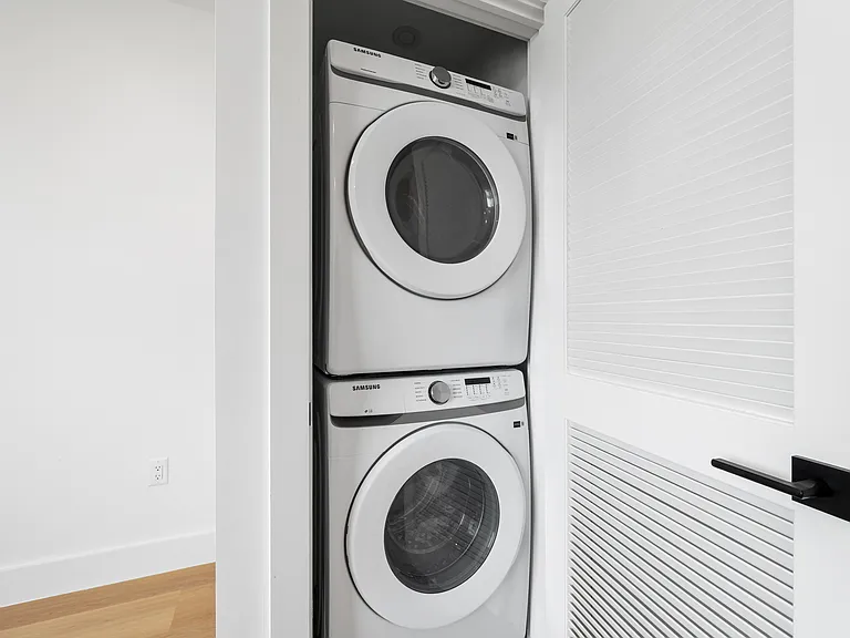 3372 Johnston Ave #307 — Photo 3