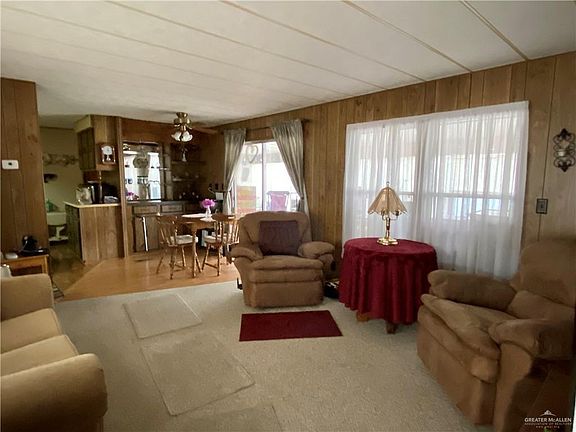 4th image of 204 Covered Wagon Dr