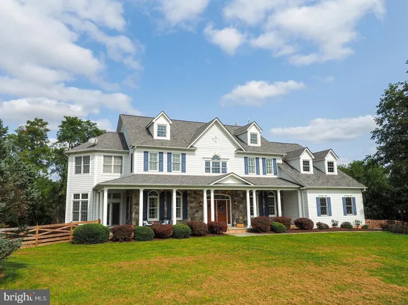 40918 Pacer Ln, Paeonian Springs, VA 20129