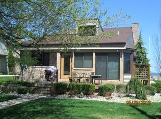 302 Killarney Beach Rd, Bay City, MI 48706