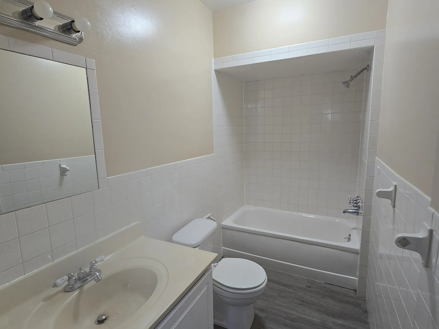 1 bed, 800 sqft, $1,550 — Photo 4