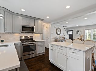 137 Lisbon Dr, Fairfield, CT 06825