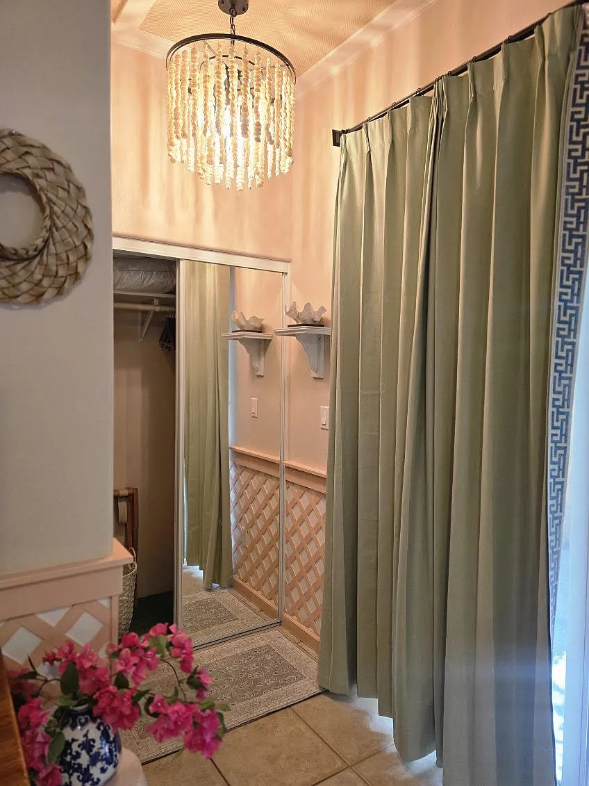Studio, 236 sqft, $2,200 — Photo 3